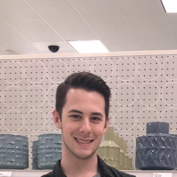 Profile Picture of Clayton Nabors (@claytonnabors) on Poshmark