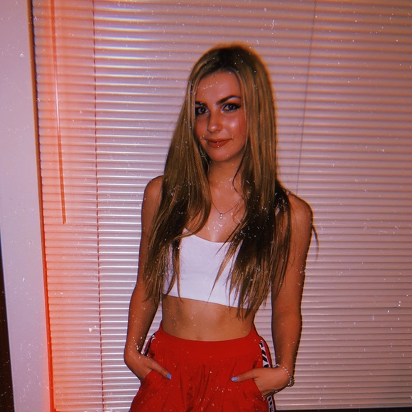 Profile Picture of Alex Balkovatz (@abalkovatz) on Poshmark