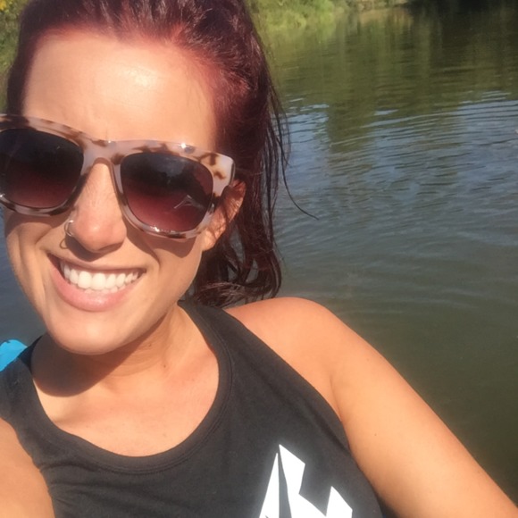 Profile Picture of Tia Baldwin (@tiamac33) on Poshmark