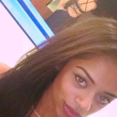 Profile Picture of Asmita Patel (@u_smell) on Twitter