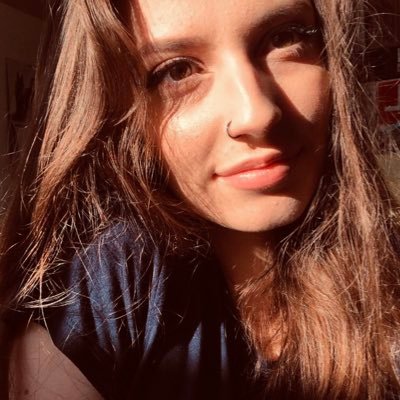 Profile Picture of Zoë Adamson (@zozie59) on Twitter