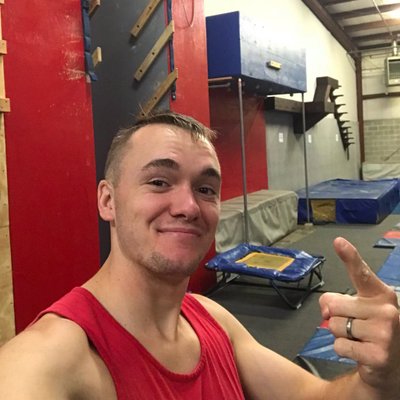 Profile Picture of Zach Howard (@zachhoward264) on Twitter