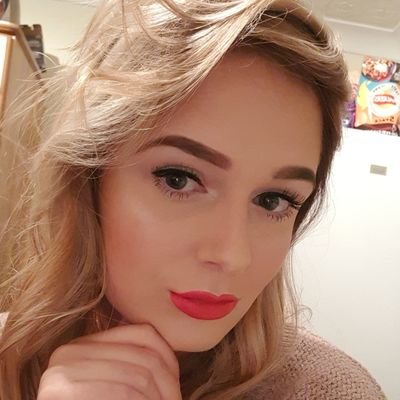 Profile Picture of Michaela Moore ♔ (@michaelamoore22) on Twitter
