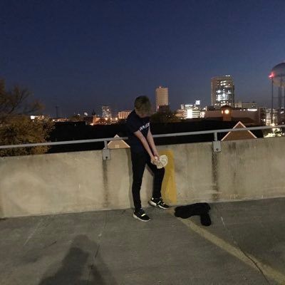 Profile Picture of Alex Keefer (@ca_pst) on Twitter