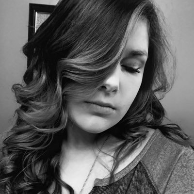 Profile Picture of Sasha Belle Andrews (@Andr1Sasha) on Twitter