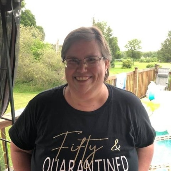 Profile Picture of Clare Gibson tolmie (@tolmiec) on Poshmark