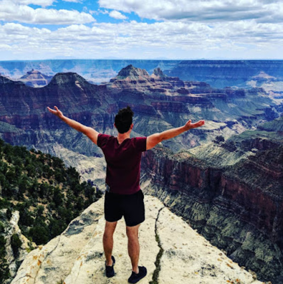 Profile Picture of Michael Salmon (@myksalmon) on Poshmark