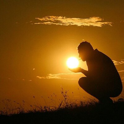 Profile Picture of Sky Bennett (@skybennett) on Twitter