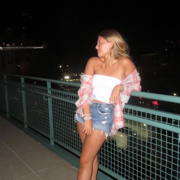Profile Picture of Carleystub (@carleystubblebine) on Tiktok