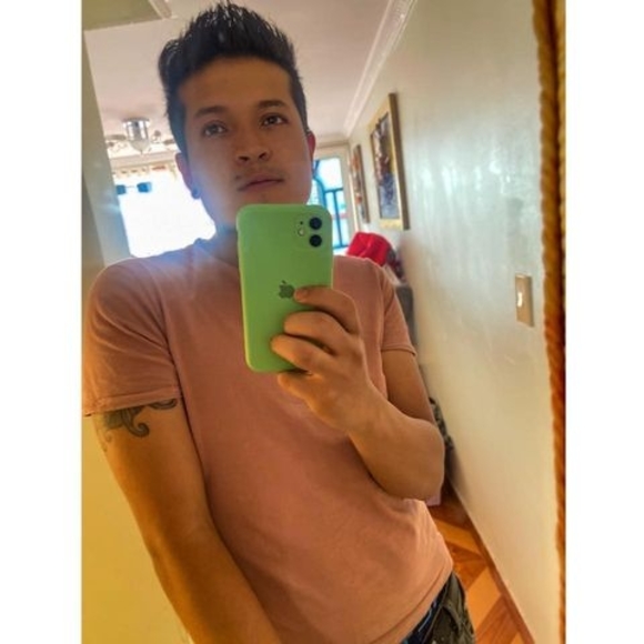 Profile Picture of Camilo Tovar (@camilo_tovar) on Poshmark