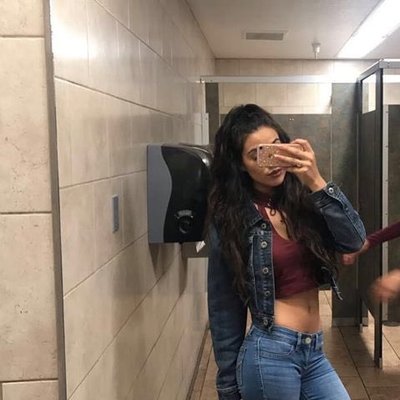 Profile Picture of Kimberly Mier (@esperanzagomz14) on Twitter