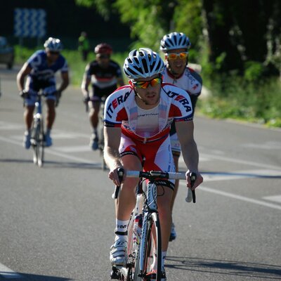 Profile Picture of Simon Pascal (@SimonVillmow) on Twitter