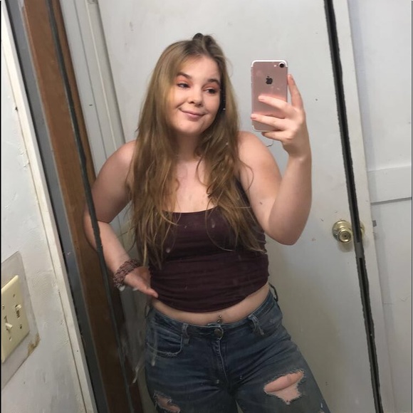 Val Wright - Poshmark Profile Picture of Val Wright (@lovaav) on Poshmark