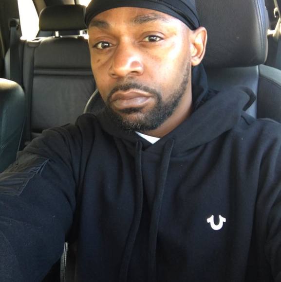 Profile Picture of Jeffery Sneed (@jefferysneed) on Poshmark