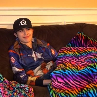 Profile Picture of Jay Lattanzio (@bigmuneydik) on Twitter