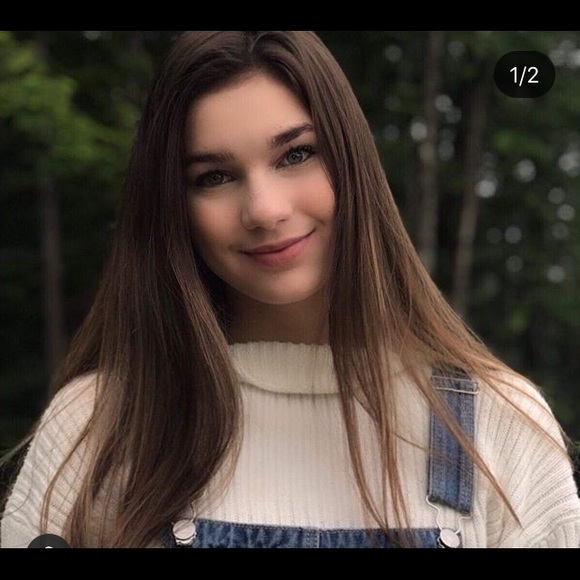 Profile Picture of Maxym Bolduc (@macym012) on Poshmark