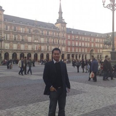Profile Picture of Robert Tang (@mtl7270) on Twitter