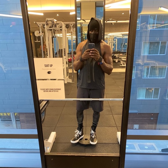 Profile Picture of Sherriff Tresvant (@sherrifft) on Poshmark
