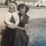 Profile Picture of Sherry W Congleton (@shelovesfall) on Instagram