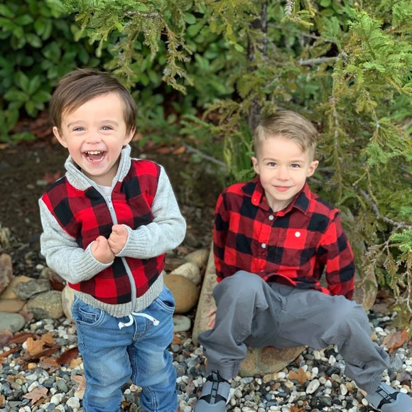 Profile Picture of Greg Britton (@gregb68) on Poshmark