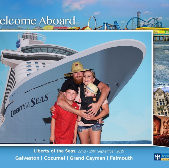 Profile Picture of Joshua Welch (@joshua_welch) on Poshmark