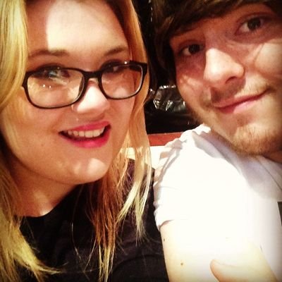 Profile Picture of Danielle Locker (@DanielleLocker7) on Twitter