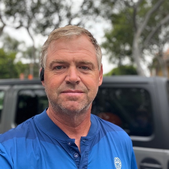 Profile Picture of Clay Pereira (@claypereira) on Poshmark