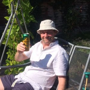 Profile Picture of Denis (@DenisJefferies) on Twitter