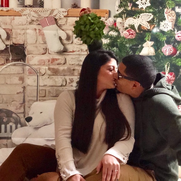 Profile Picture of Britania Avila (@bavila72) on Poshmark