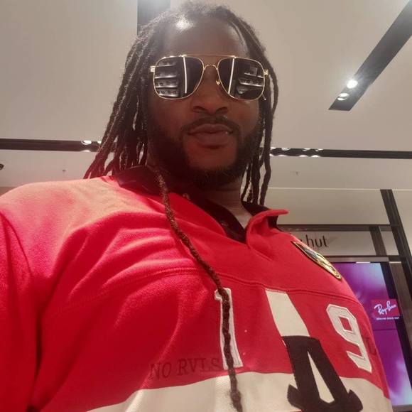 Profile Picture of Chris Whetstone (@chris_whet) on Poshmark