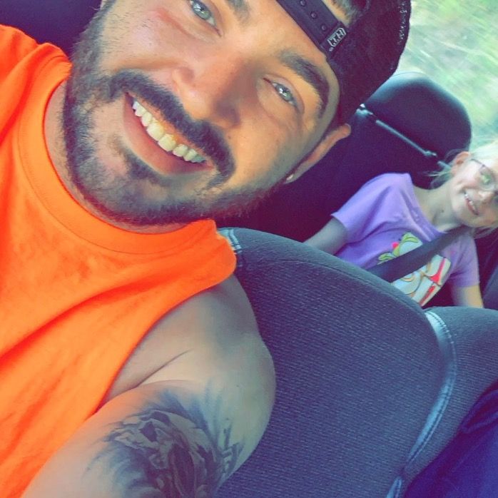 Profile Picture of travishartley422 (@travishartley422) on Tiktok