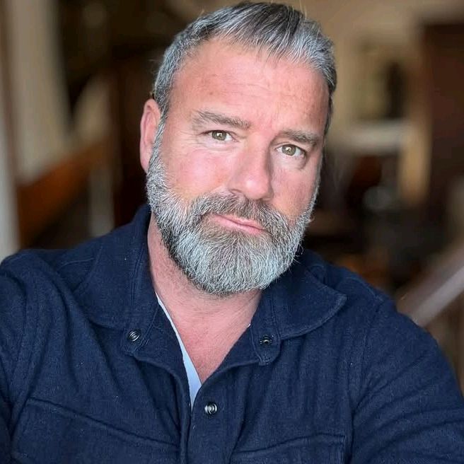 Profile Picture of Roger Scott (@roger_9298) on Tiktok