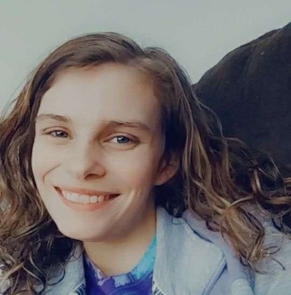 Profile Picture of Brooklyn Roberts (@brooklynrobe434) on Poshmark