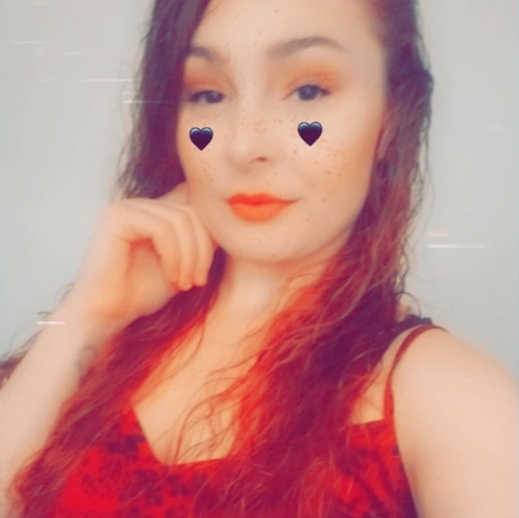 Profile Picture of Qyonna Champney (@qyonna) on Poshmark