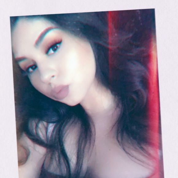 Profile Picture of Monica Toscano (@monicag62) on Poshmark