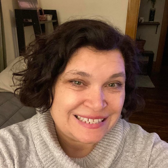 Profile Picture of Jocelyn Lequier-jobin (@jlequierjobin) on Poshmark