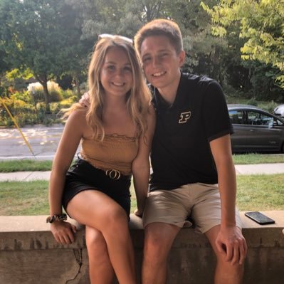 Profile Picture of Abby (@Abby_yoder16) on Twitter