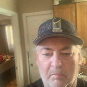 Profile Picture of shawn123 (@mikepelfrey5) on Tiktok