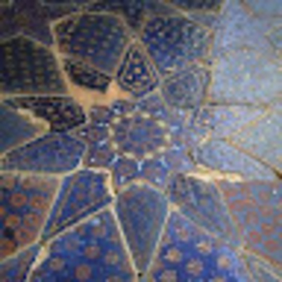 Yulya Semchenko - Poshmark Profile Picture of Yulya Semchenko (@yulyayu) on Poshmark