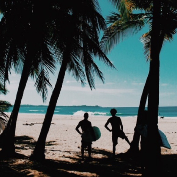 Profile Picture of Yadira Largoo (@yadiralargoo) on Poshmark