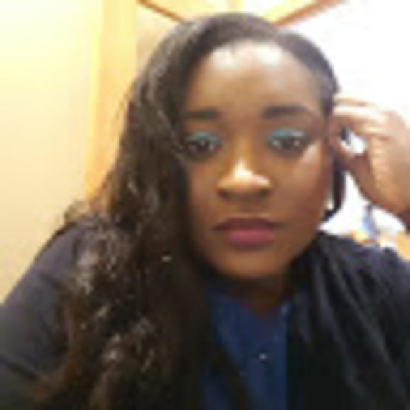 Profile Picture of Dr. oyinkan Olukayode (@honeydrop100) on Poshmark