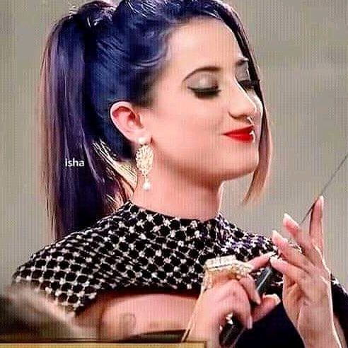 Profile Picture of سمراء 🇹🇩 تشاد (@brunette.chad) on Tiktok