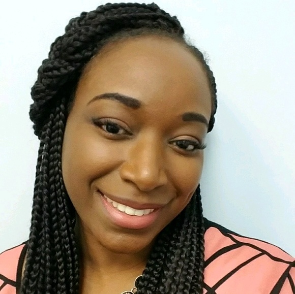 Profile Picture of Rashonda Harris (@shondah80) on Poshmark