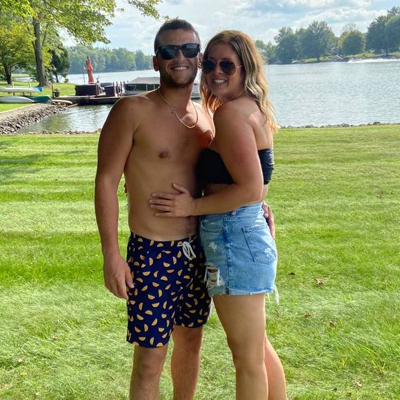 Profile Picture of Alec Holt (@alecholt08) on Poshmark