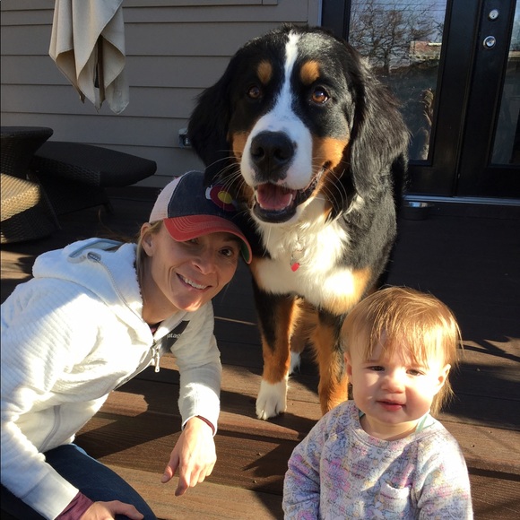 Terra Brozowski - Poshmark Profile Picture of Terra Brozowski (@tlbroski) on Poshmark