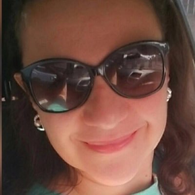 Profile Picture of Lilian Luz Paz (@lilian_luzpaz) on Twitter
