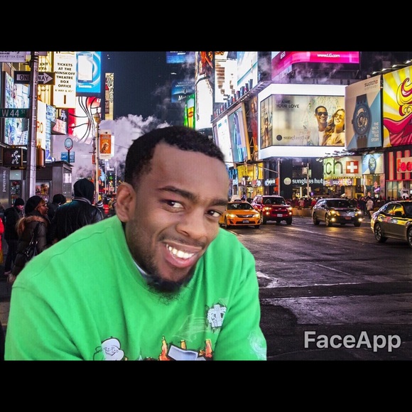 Profile Picture of Ben Jenkins (@tigzdeafboi) on Poshmark