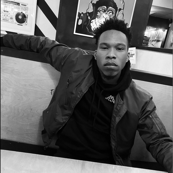 Profile Picture of Marcus Kirlew (@marcuskirlew) on Poshmark