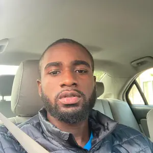 Profile Picture of Benjamin (@benniglo) on Tiktok