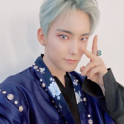 Profile Picture of Mia 🦋 STREAM 도깨비 (@BeesJoohoney) on Twitter